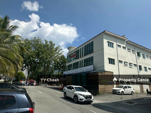 Halaman Meru Permai, Ipoh 3 storey shop lot, tenanted with good ROI, hot location