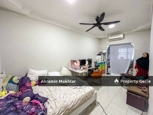 Freehold & Fully Renovated | 2 Storey Terrace Laman Delfina Nilai Impian Nilai N9