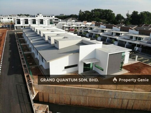 MAHKOTA HEIGHT III