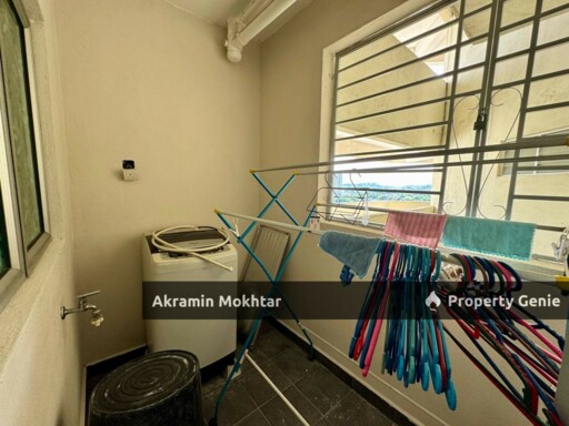 APARTMENT MUTIARA ANGGERIK Seksyen 15,SHAH ALAM.