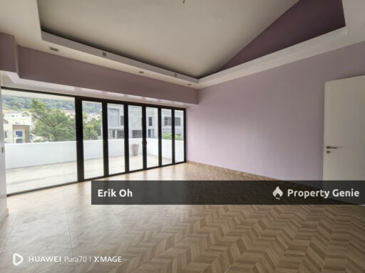 Luxury 3-Storey Corner Bungalow with Pool @ Twin Palm Sungai Long- For Sale