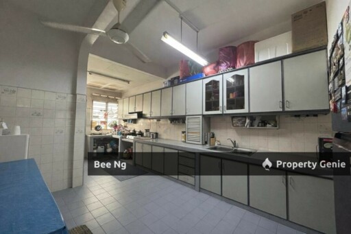 Taman Tasek / Jalan Lembah / Double Storey Terrace / Lower Price