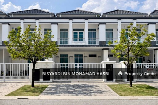 Fully Renovated & Fully Furnished Double Storey Terrace @ Merrydale, Eco Majestic, Semenyih.