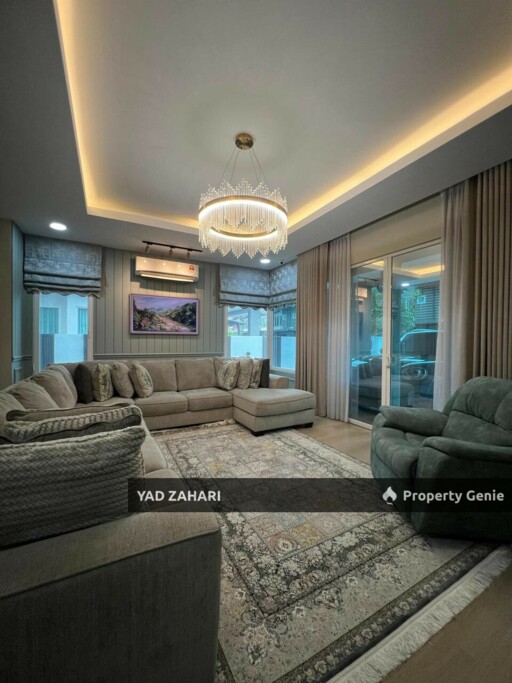 Taman Impian Sutera 2, Seksyen 30 Shah Alam | 2-Storey Semi-D 5 Bedrooms | RM1.1M - Partial Furnished, Renovated and Near Masjid