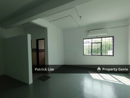Kota Laksamana 1st Floor Shoplot - Hot Commercial Space For Rent