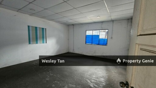 1.68acre or 74,000sqft Factory 300amp Kawasan Perindustrian Bukit Rambai Melaka For Rent