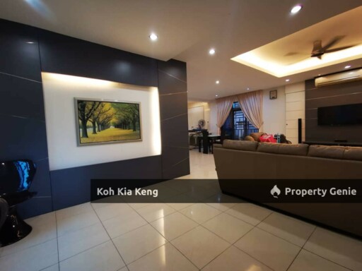 Lake Villas @ Austin Perdana