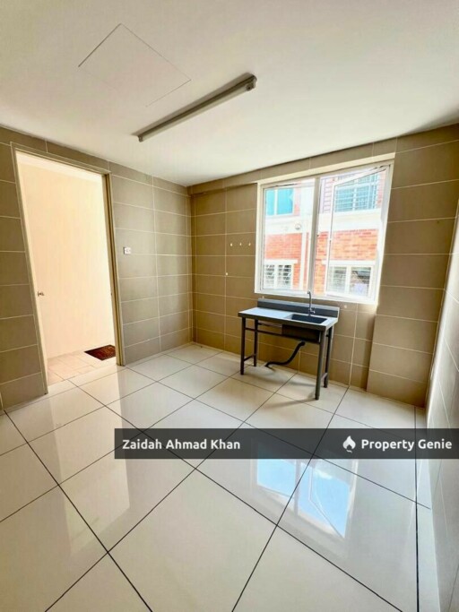 Townhouse Goodview Heights Ground Floor Townhouse For Sale Freehold 1200 sqft 3 Bedroom