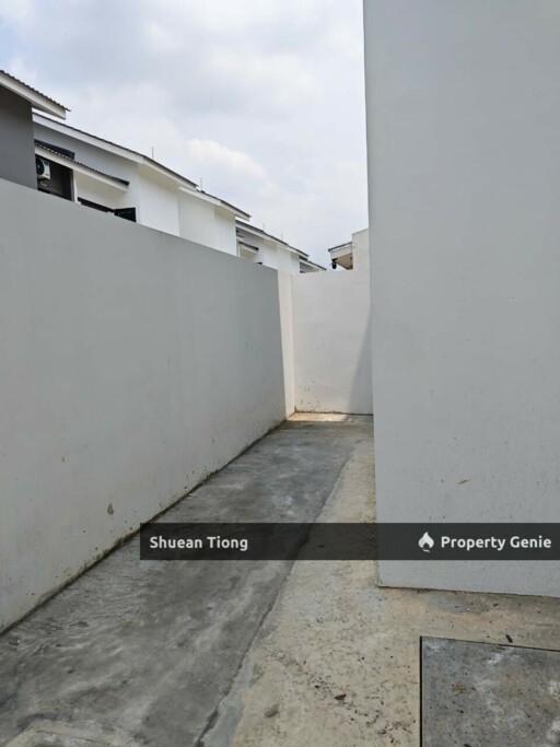 Austin Duta Brand New 2 Storey Terraced House for Rent!