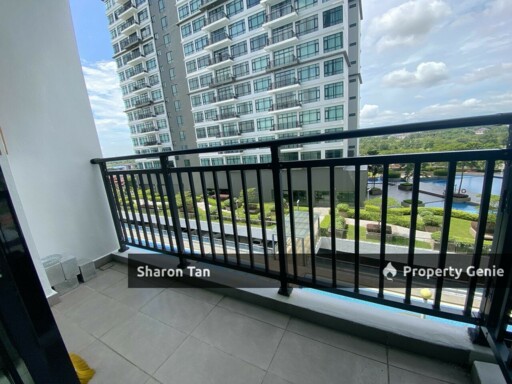 Hot Area Molek Regency 2 Parking 2 Bedroom Golf & Pool View Bath Tub