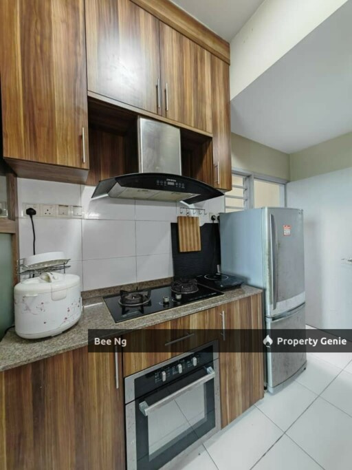 The Sky Executive Suites @ Bukit Indah/2bedroom/corner Lot