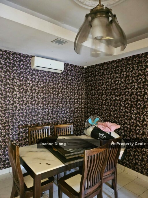 SEK 8 Kota Damansara
