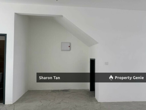 Low Budget Brand New 2 Storey Terrace Empty  Bandar Dato Onn