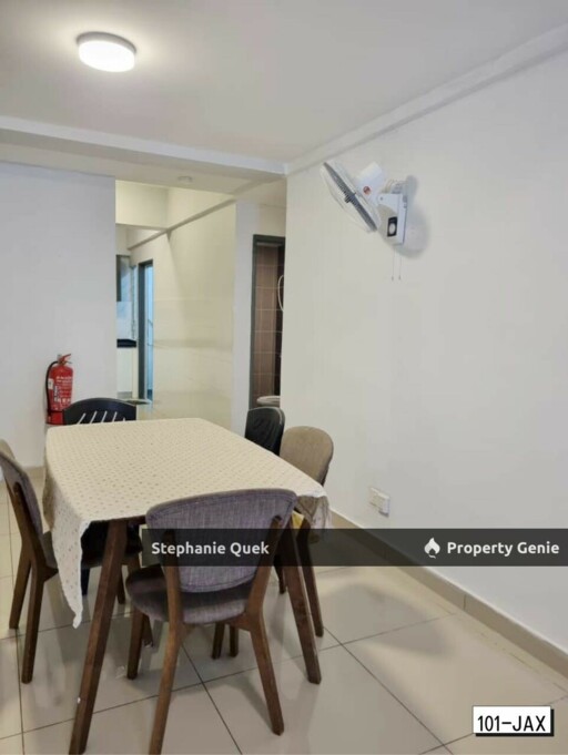 Palm Garden Klang Partial Furnished 3B2B Apartment For Rent
