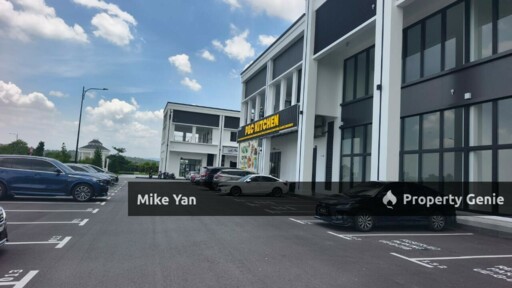 Utopia Shop High Ceiling Showroom Sale Gallery Puncak Alam Shah Alam