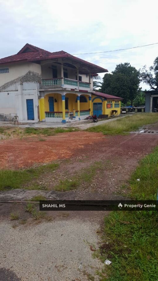 MUAR JOHOR || PARIT BUNGA || TANAH LOT INDIVIDU || BERSERTA SEBUAH RUMAH || 19009 SQFT || REZAB MELAYU