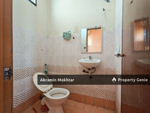 End Lot Single Storey Terrace House @ PKNS Antara Gapi.