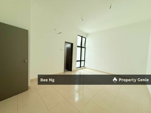 Jade Residence @ Taman Mutiara Mas/Big Corner/3storey Cluster