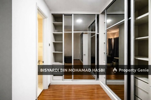 Corner Lot Unit Front & Back Facing Playground, (Corner Lot) Double Storey Terrace House Summerglades, Cyberjaya.