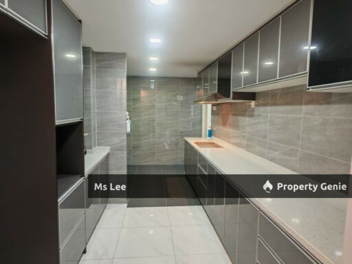 Venice Hill Condo @ Taman Puteri, Batu 9, Cheras-Fully Renovated Corner Unit