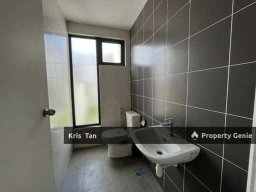 Sunville Residences,Bandar Sungai Long,Beside Twin Palms