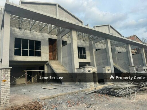 3 Storey Terrace House with Multi-Purpose Floor, Bandar Baru Lapangan, Soon Choon, Ipoh