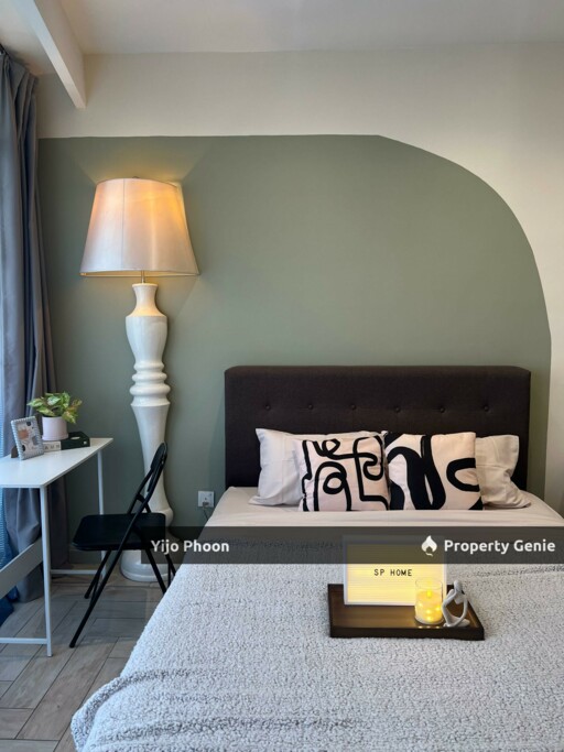 Crown Tower/Block E Furnished Studio Unit with Nice View for Sale
