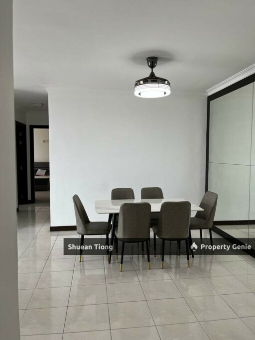 Strait View Condominium @ Permas 3+1 Bedrooms Unit for Sale!