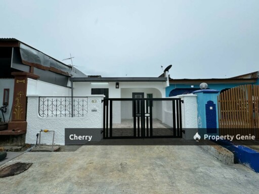 FOR SALE - TAMAN UNIVERSITI