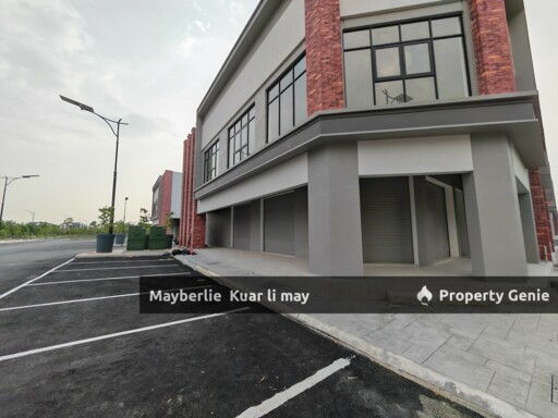 Village Square Gamuda Gardens Rm8k Intermediate GF/L1 Shop For RENT