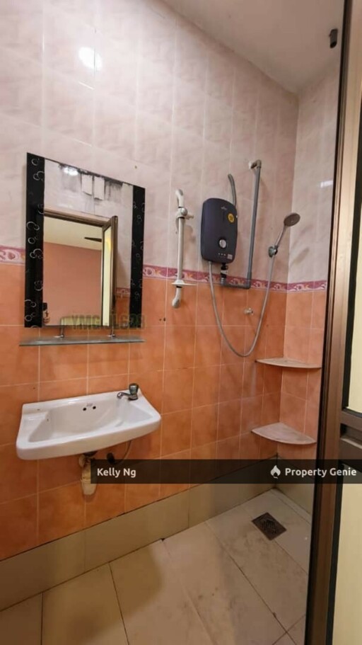 Double Sty House At Klang Utama For Rent
