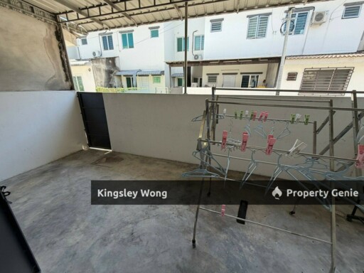 Klebang Harmoni Freehold Double Storey Terrace House Have 8 ft Empty Land at Back Simple Renoavted Near Tasek Chemor Meru