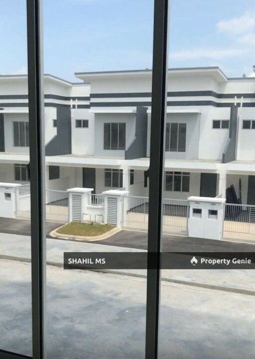 sp0093 || BANDAR PENAWAR JOHOR || TAMAN SRI PENAWAR || RUMAH TERES DUA TINGKAT || END LOT || BUMI LOT || LEASEHOLD || RM530,000