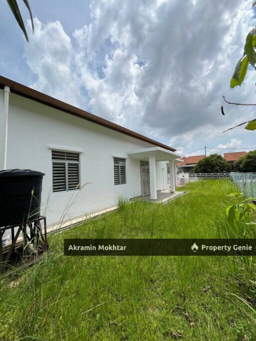 Single Storey Semi-D (with extra Land) Taman Indah Puteri, Sepang