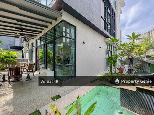 3 Storey Semi D The Park Laman Serdang Taman Bukit Serdang @Seri Kembangan