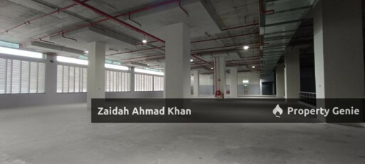 Multi Level Warehouse For Rent With Cargo Lift And Passenger Lift