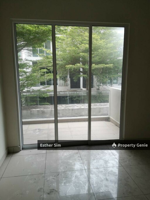 3.5-Storey Corner House @ Bukit Tengah, Jln Song Bang Kheng. [3770sqft, 5+1R](Gated/Guarded With Full Facilities)