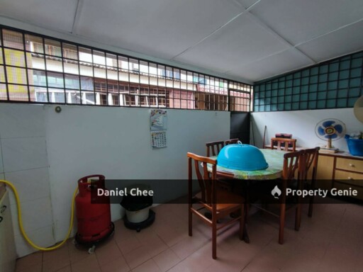 Rumah 2 Tingkat Dijual MURAH pada pembeli Rumh Pertama
