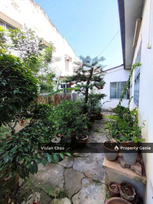 Double Storey Intermediate Corner @ Pengkalan Barat for Sale