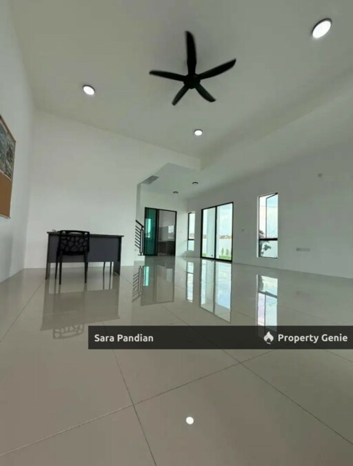 Freehold Large Botani Double Storey House at Lapangan Perdana