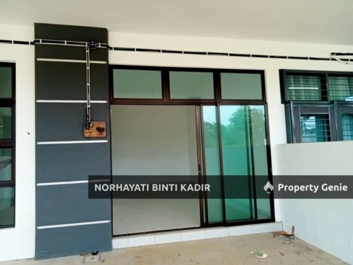 TERES SETINGKAT BARU KG DARAT SEKOLAH