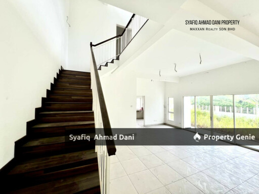 FREEHOLD CORNER LOT Double Storey Terrace Laman Azalea, Nilai