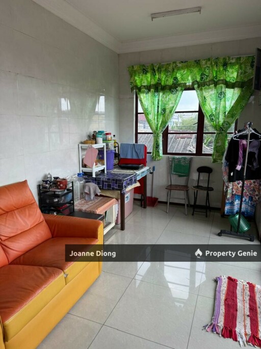 3 Storey Bungalow-Sek 4 PJ