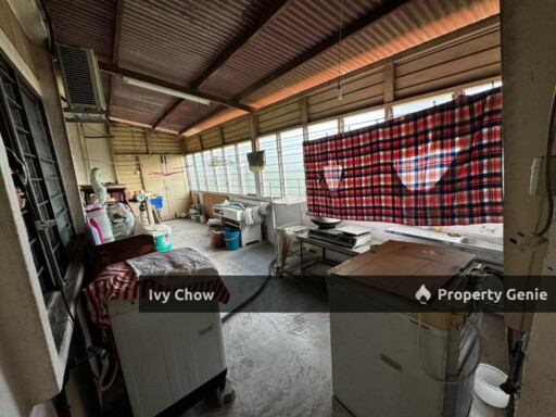 Jalan Muar Single Storey Cornet Lot Sale