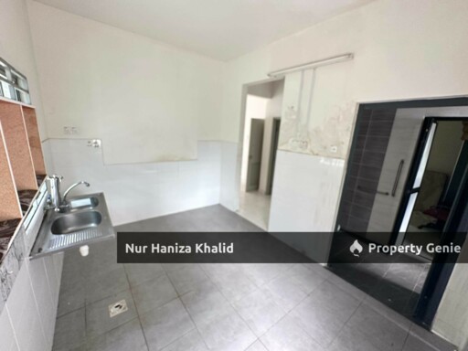 Double Storey Semi D Taman Tasik Semenyih