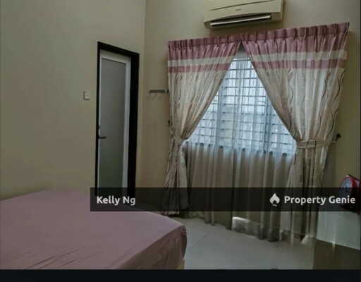 2 Sty Semi D House At Tmn Saujana Klang For Sale