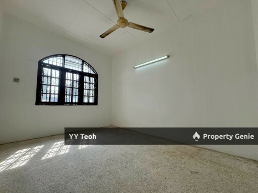 CORNER Taman Merdeka Single Storey Terrace w EXTRA LAND