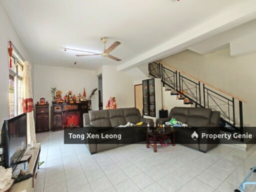 Ayer Keroh Double Storey Corner Lot With 2624 Sqft Land