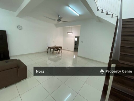 Laman Azalea, Nilai Impian, Partly Furnished for Sale