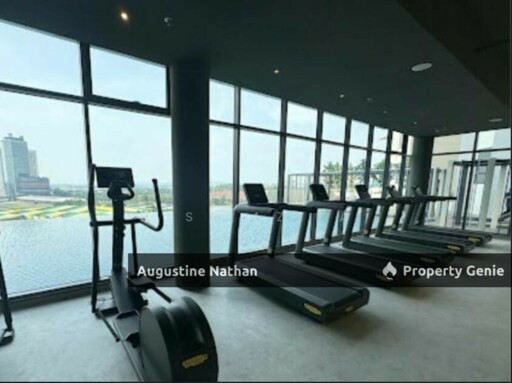 Soho Suites Sunsuria Forum, Setia Alam on Sale by Auction save $108k or 23% below mv